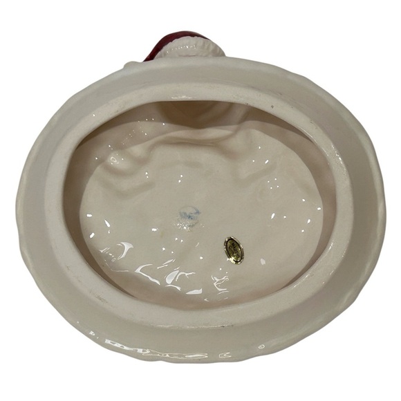 Santa on Snow Soap Dish/Candy Tray Christmas White/Red/Black Porcelain EUC - Picture 6 of 6